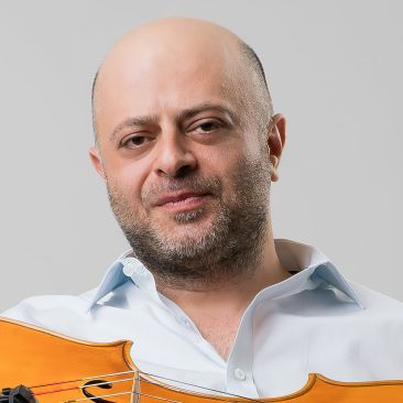 Alexander Chaushian, Cello (UK/Armenia)