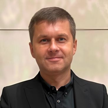 Vladislav Frolov,  