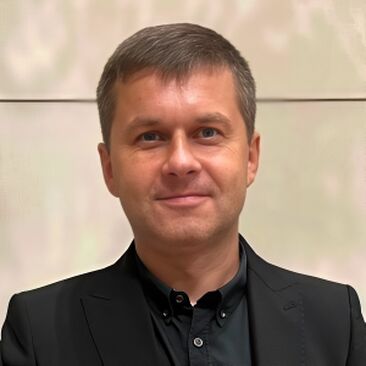 Vladislav Frolov,  